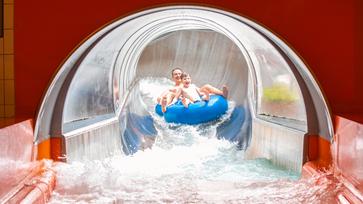 Reifenrutsche Crazy River im Nettebad