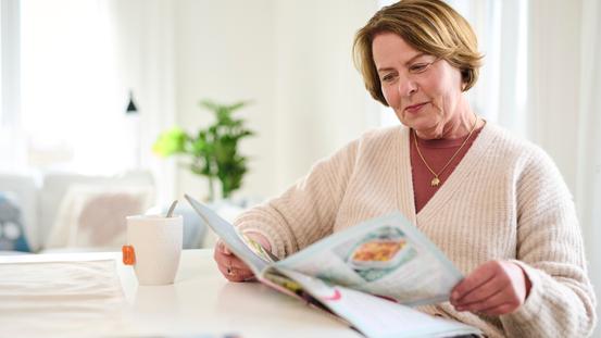 WiO Mieterin liest ein Buch